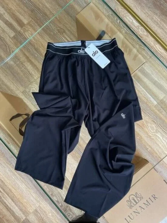 Alo Yoga Suit Up Black Trouser Quick-Dry Wide-leg Sport Pants Size S NWT - Picture 1 of 4